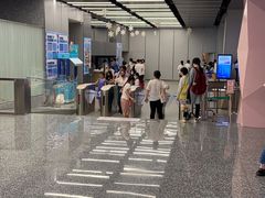 -冰纷万象滑冰场(南山万象天地店)