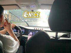 -杭州西湖银泰百货