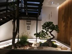 -蜜桃餐厅·伴山(湖滨商业街店)