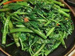 -钳真多钓虾馆·小龙虾海鲜烧烤(九六广场店)