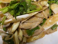 -老牌坊鲁菜名店(美莲广场店)
