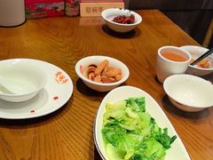 -爱碗亭·鲜炒湖南菜(壹城中心店)