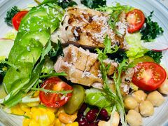 牛油果烤鸡沙律-卡朋西餐(悦汇城店)