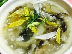 -龙桥私厨·姜花菊花过桥鱼·顺德菜(容桂店)