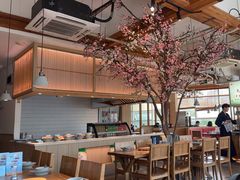 -蜜桃餐厅·伴山(湖滨商业街店)