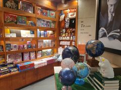 -西西弗书店&矢量咖啡(来福士广场店)