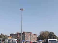 -艾提尕尔清真寺