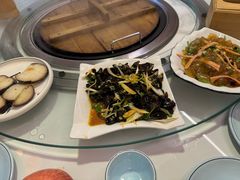 -人民公社铁锅炖·东北菜(卫国道店)