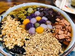 芋圆冰粉-楚媚娘炭火蛙锅(宽厚里店)