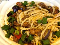 茄子肉丁小公鸡双拼拌面-文三里屯面馆(三里屯店)