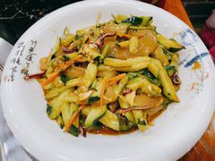 咱家大拉皮-边江铁锅炖鱼(振八街店)