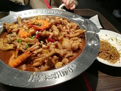 牛蛙煲-胖哥俩肉蟹煲(湖滨银泰in77店)