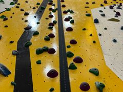 -问山MountQuest攀岩馆