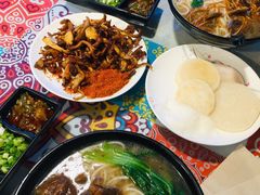 炸菌子-勺子米线·云南传统小吃市集(四方街店)