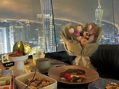 -Hi City·城市之巅