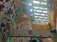 -龙景攀岩(海峡世茂广场店)