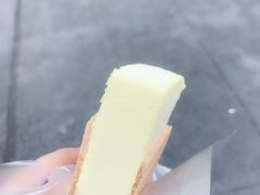 -詹爷爷乌节路街头冰淇淋