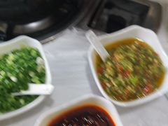 -鲁朗纳麦石锅鸡庄园