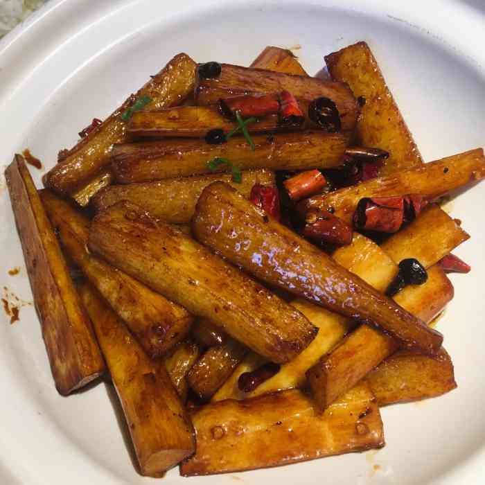 彭厨(平顶山店)-"彭厨首先位置还算好找,朋友请客来这里,生.