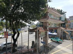 -麦当劳(龙洞店)