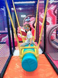 -MELAND CLUB亲子乐园·派对·餐厅(北京芳圆里ID MALL店)