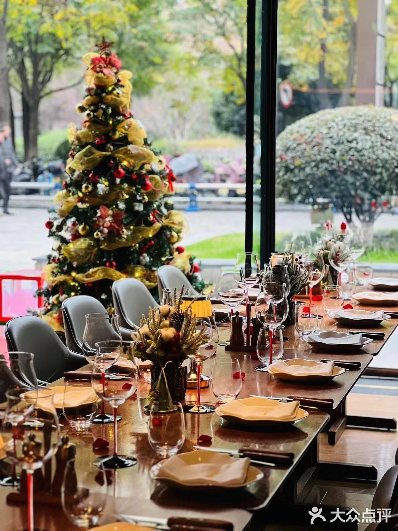 说到约会和会友，这家永远是不二之选！