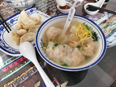 马蹄锅贴-长人馄饨铺(解放街店)
