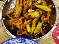 -江城燕子大排档(江汉路步行街店)