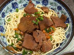 -牛师傅牛肉面(尚隆路店)