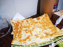 -乡土黄·鲜牛肉火锅·小龙虾(兴业街店)