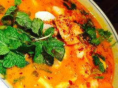 -云海肴·汽锅鸡·云南菜(天山百盛优客店)