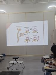 -亚太瑜伽普拉提学院