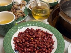 -润园四季椰子鸡火锅(卓越INTOWN店)