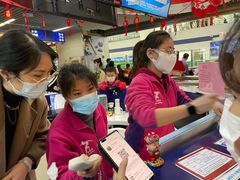 -正佳冰河湾真冰滑冰场