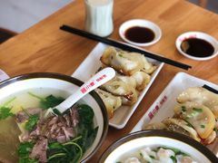 -小姜锅贴(凤凰街店)