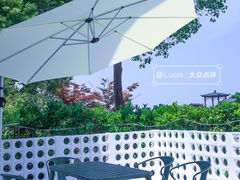 -弥舍·湖景团建泳池派对别墅·湖山境店