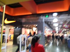 -五环Outlets(高新工厂店)