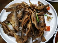 -芦茨金富饭庄·25年老字号·专做稻草鸡