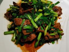 -侬佳蒸菜馆(听潮店)
