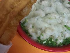 -张阿三馄饨店