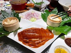梧桐四味烤鸭-梧桐北京烤鸭·铜锅涮肉(海岸城店)