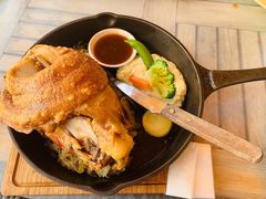 -LENBACH兰巴赫西餐啤酒坊(大连东港店)