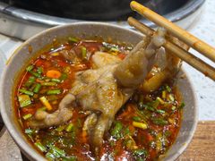 -肖肖酸萝卜鱼火锅(总店)