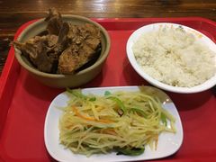 -万和春排骨砂锅米饭(湖北路店)