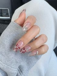 -丽心自助美甲美睫