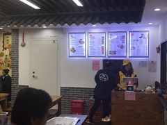 -汇吃汇喝美食街(上海建发浦悦荟广场店)
