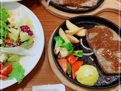 -Mr.Pizza米斯特比萨(五四广场青岛首店)