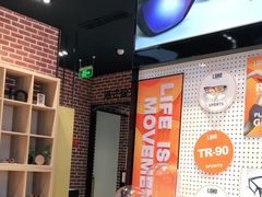-LOHO眼镜(北京朝北大悦城店)