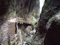 -龙水峡地缝景区