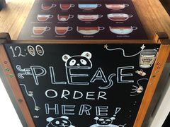 -熊猫一间店欧式奶茶铺